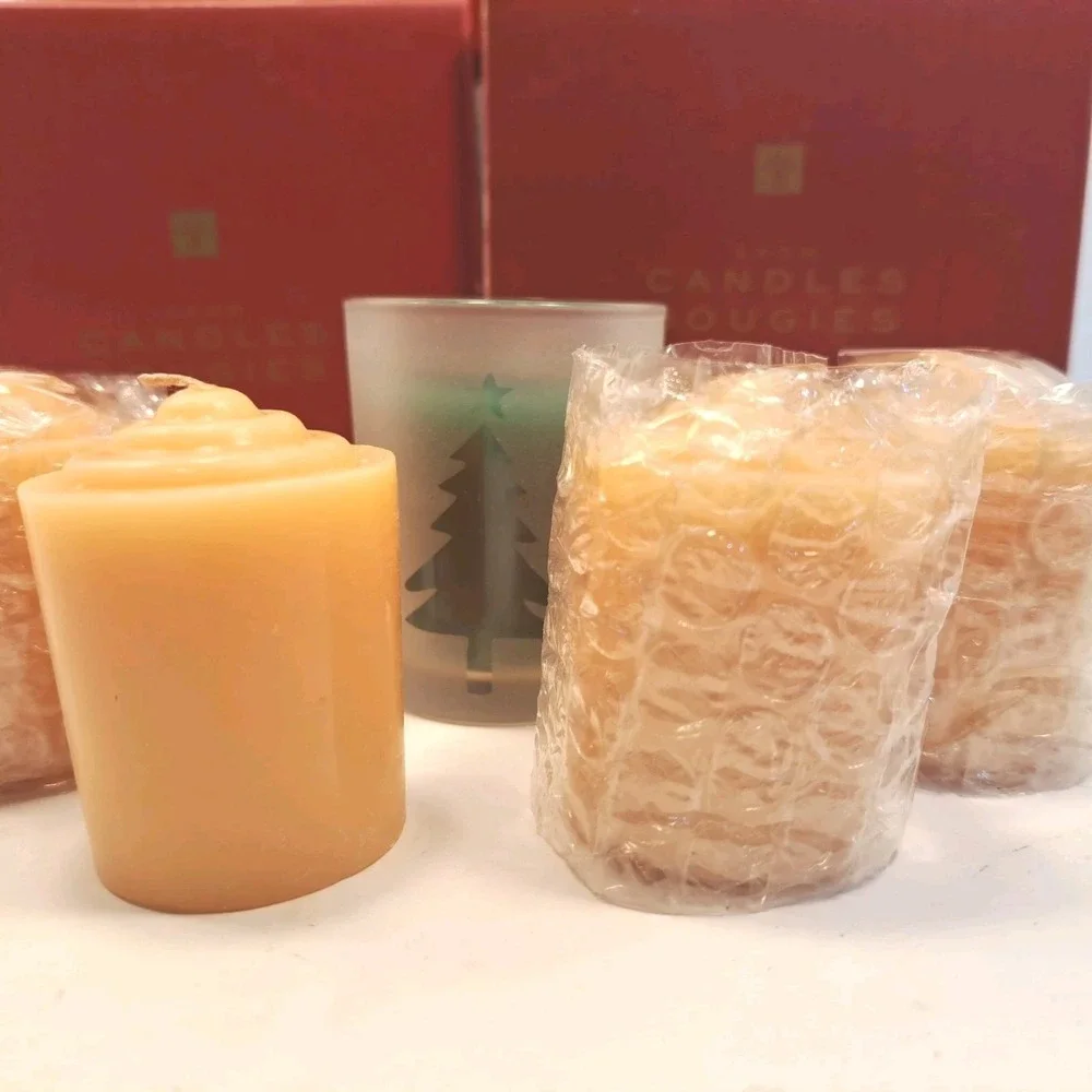 Avon Lot of 8 Fragranced Holiday Christmas Candles Pillar Tealights Votive